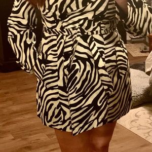 ROBERT LOUIS Zebra Print belted trench coat/jacket
